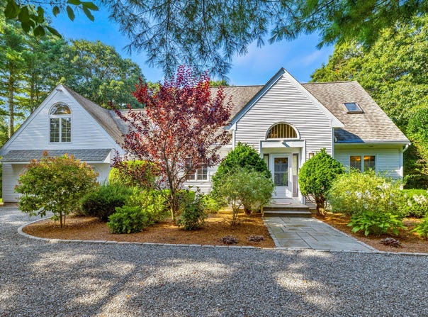34 Marla Lane, Hatchville, MA 02536
