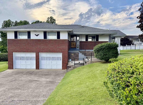 119 Golf Drive, Fairmont, WV 26554