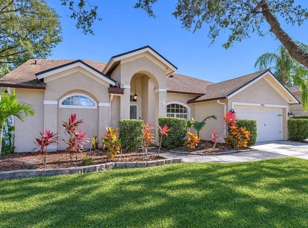 9502 SUNNYOAK Drive, RIVERVIEW, FL 33569