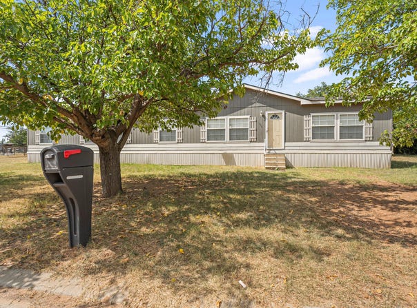 315 Ave N, Post, TX 79356