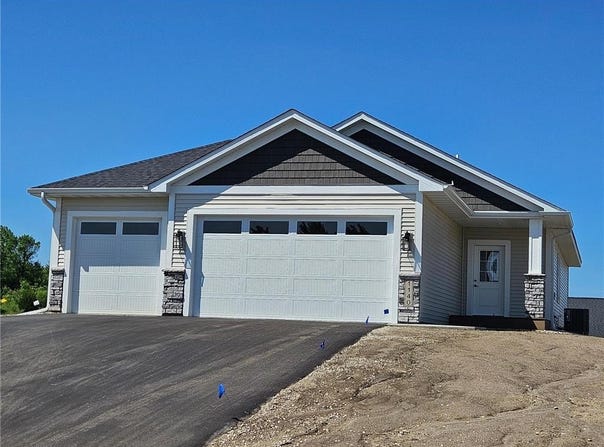 1140 Summit Cove, Dassel, MN 55325