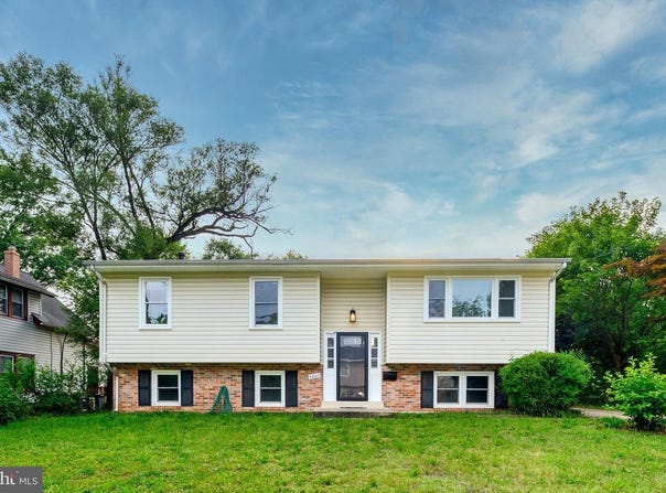 4002 52ND ST, BLADENSBURG, MD 20710