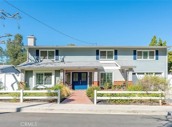 23341 Bessemer Street, Woodland Hills, CA 91367