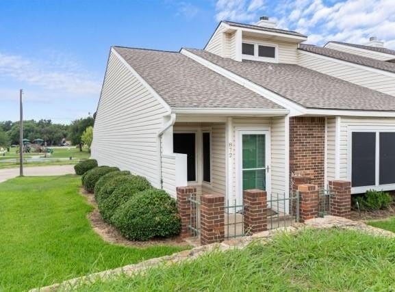 872 Creekside Drive, Lewisville, TX 75067