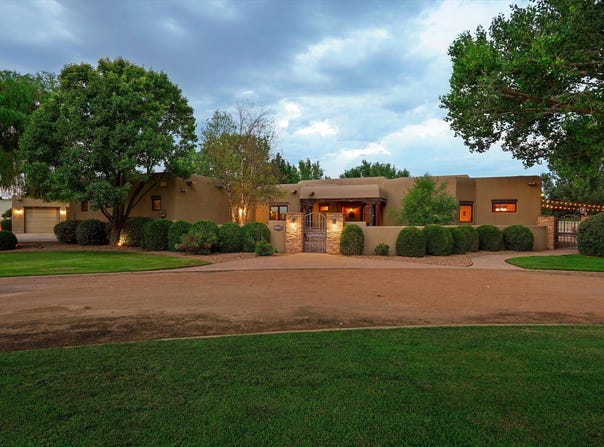 1109 Bona Terra Loop NW, Albuquerque, NM 87114