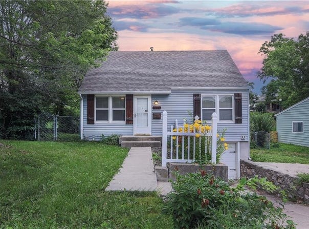 644 Thornton Street, Liberty, MO 64068