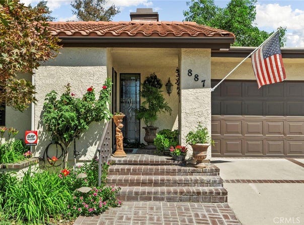 887 Via Maria, Upland, CA 91784