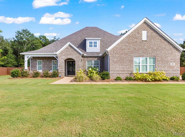 69 Alston Drive, Wetumpka, AL 36093