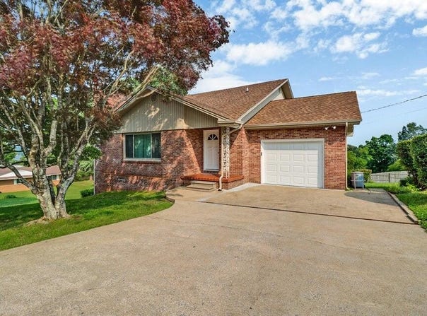 456 Kennedy Street, Spring City, TN 37381