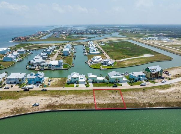 1038 North Isle Drive, ROCKPORT, TX 78382