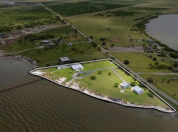 620 Egery Island Rd, Taft, TX 78390