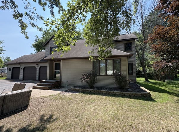 1007 W 3RD STREET, Nekoosa, WI 54457