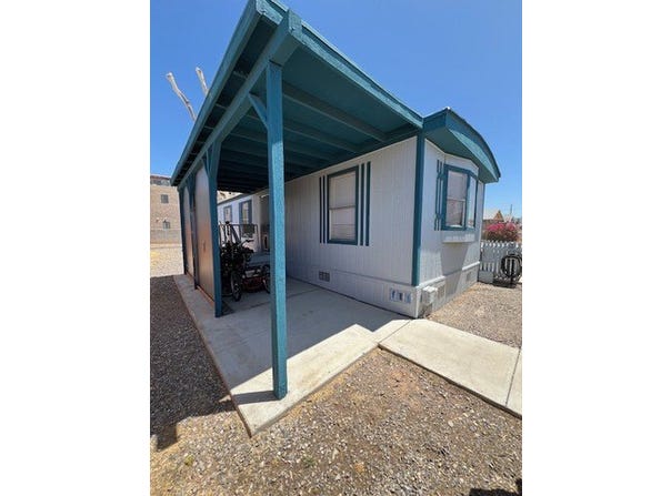 1761 Riverside Drive, Bullhead City, AZ 86442