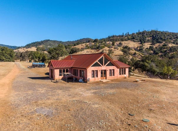 14335 Tomki Road, Redwood Valley, CA 95470