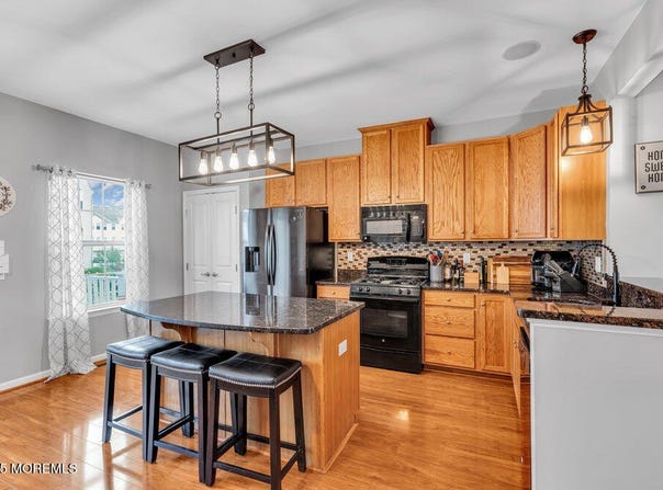 9 Olivia Drive, Tinton Falls, NJ 07712