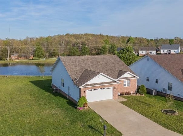 268 Redhead Ln Lane, Poplar Bluff, MO 63901