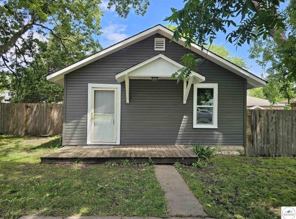 2001 E 9th, Sedalia, MO 65301