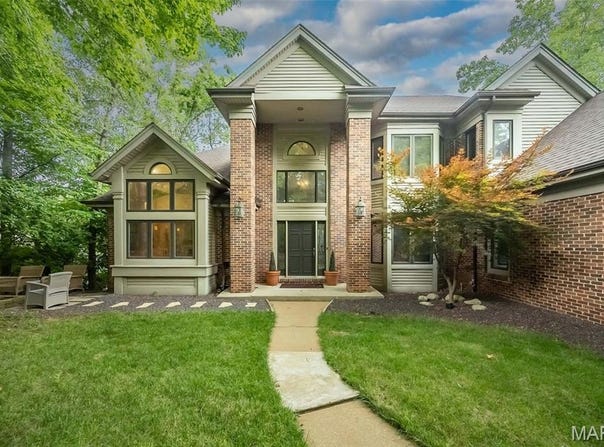 639 Wood Fern Drive, Ballwin, MO 63021