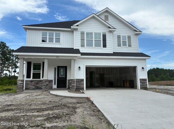 2166 Southern Pine Drive, Leland, NC 28451