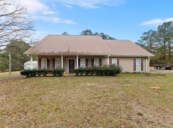 9 Albert Odom, Poplarville, MS 39470