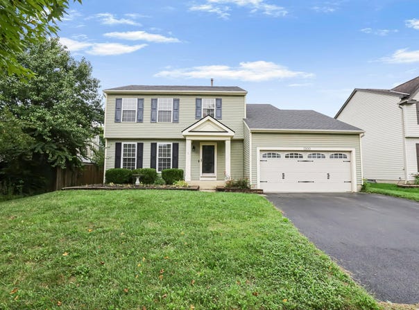 2100 Dunkeld Drive, Grove City, OH 43123