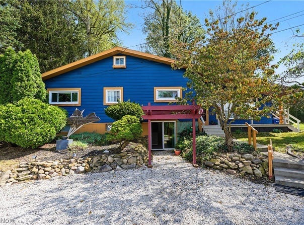 819 Sunset View Boulevard, Tallmadge, OH 44278