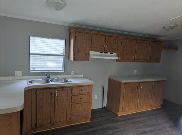 65 Hudson Street, Carleton, MI 48117