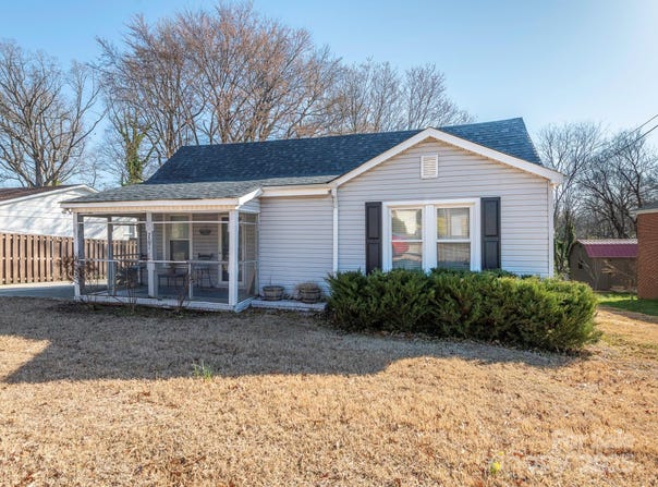 707 Oakshade Avenue, Kannapolis, NC 28083
