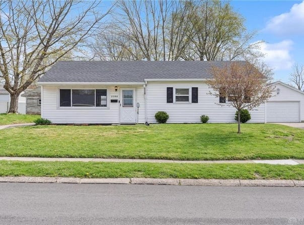 2598 Galewood Street, Kettering, OH 45420