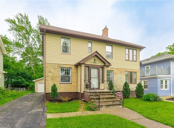 3296 Berkeley Road, Cleveland Heights, OH 44118