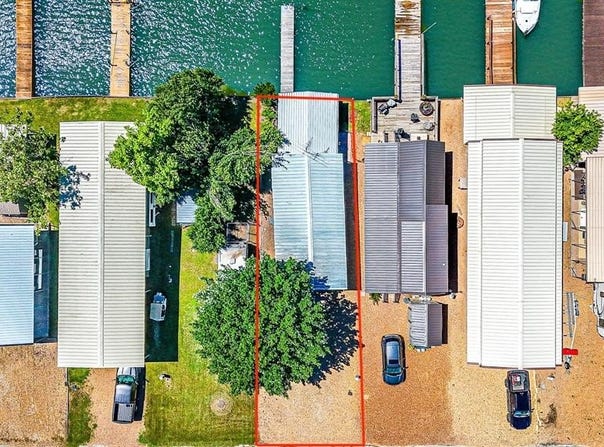 2066 Pelican Isle Drive, Kerens, TX 75144