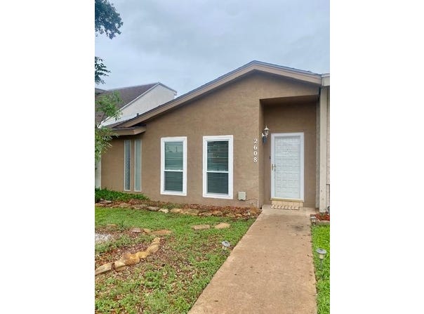 2608 Sunset Dr, San Angelo, TX 76904