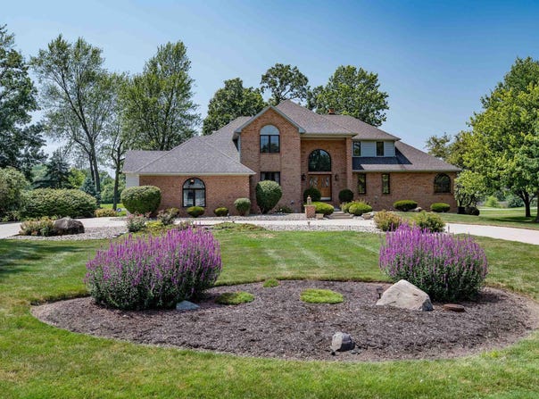 2002 Sycamore Hills Drive, Fort Wayne, IN 46814