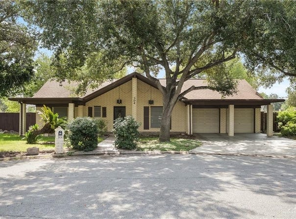 304 Larkspur Avenue, McAllen, TX 78501