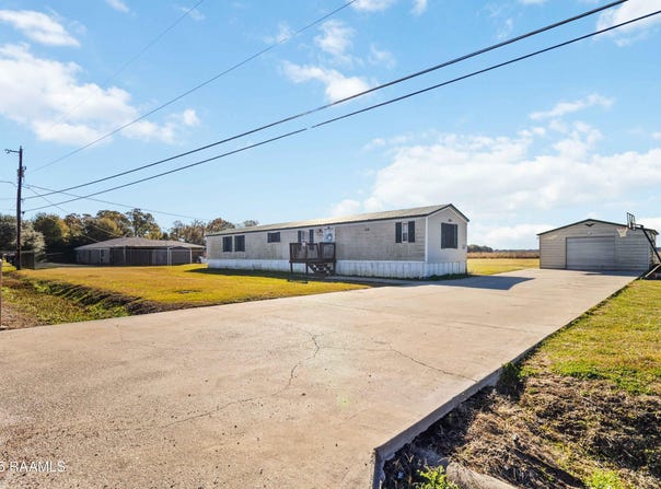365 Veterans Drive, Opelousas, LA 70570
