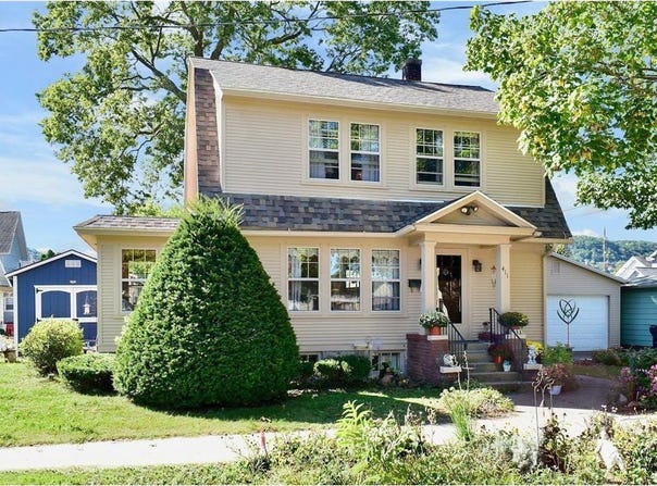 411 W Howard Street, Winona, MN 55987