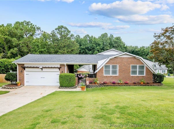 2129 Rolling Hill Road, Fayetteville, NC 28304