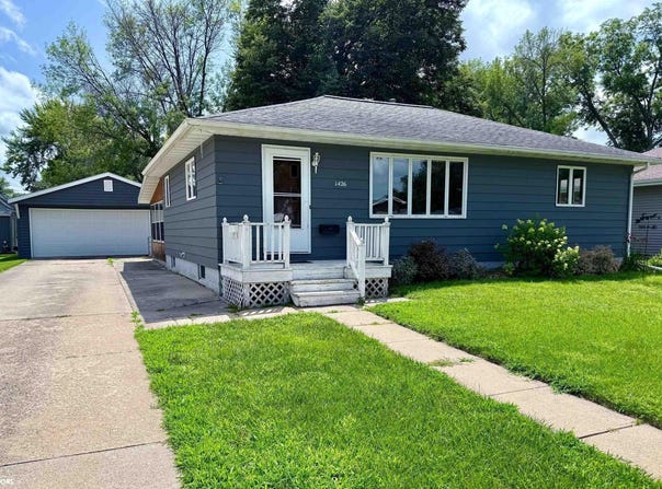 1426 E Lucas Street, Algona, IA 50511