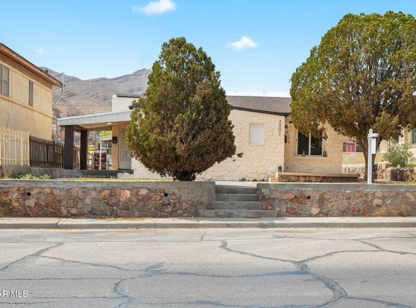 2805 Grant Avenue, El Paso, TX 79930