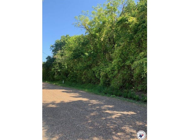 5102 Sanderson Ln, Texarkana, AR 71854