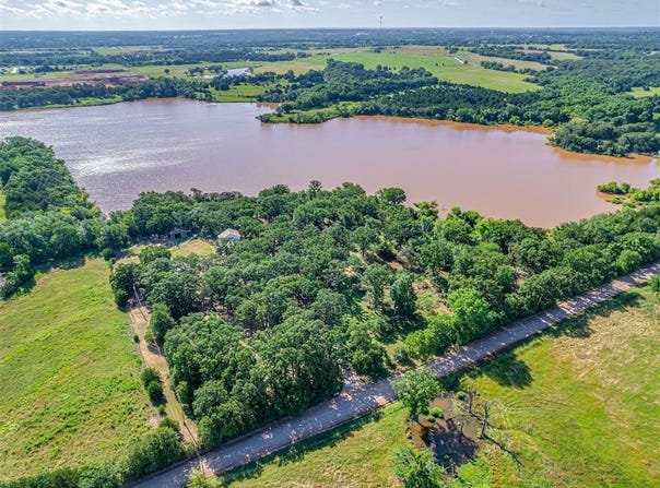 19301 Sharon Road, Shawnee, OK 74801