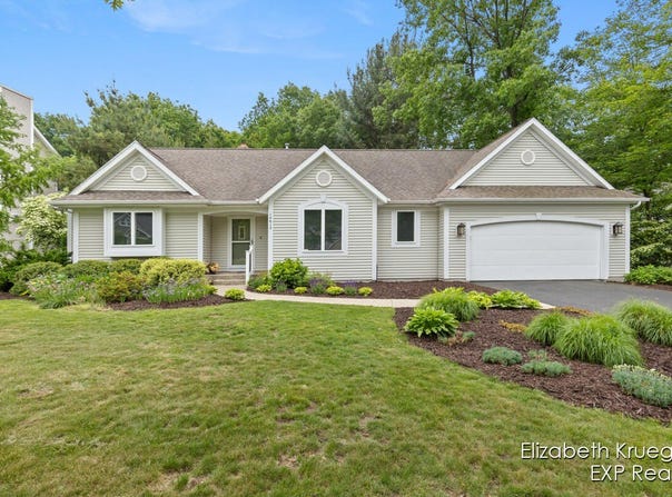 14612 Woodpine Drive, Holland, MI 49424