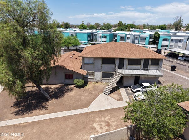 3364 W HARMONT Drive, Phoenix, AZ 85051