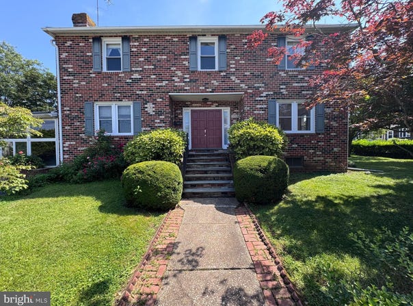 856 MARTIN AVENUE, BRYN MAWR, PA 19010