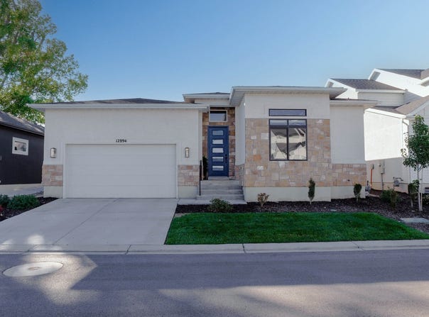 12894 S BERLYNN Dr, Riverton, UT 84065
