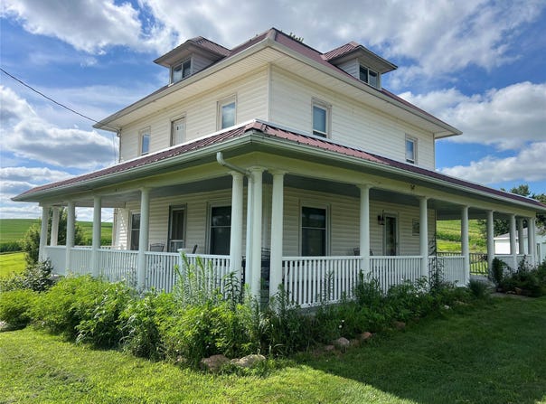 2629 Pecan Avenue, Guthrie Center, IA 50115