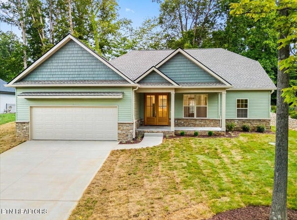 111 Oostanali Way, Loudon, TN 37774