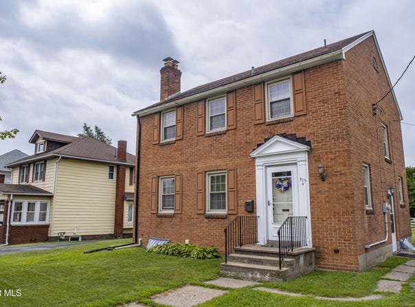 315 N Logan Boulevard, Altoona, PA 16602
