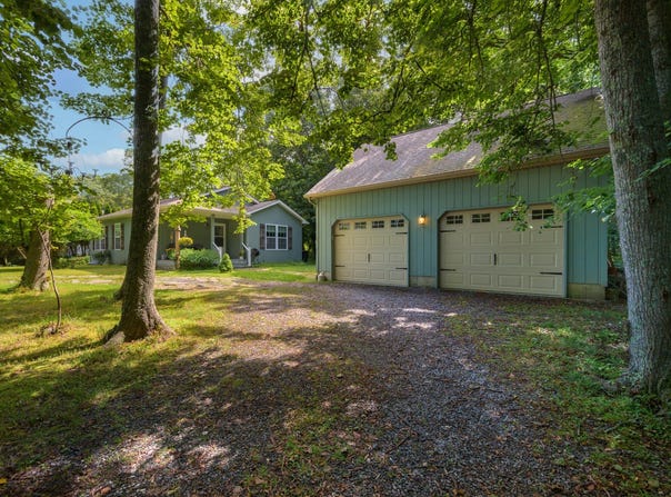 153 Ponquogue Avenue, Hampton Bays, NY 11946