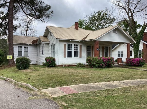 322 E Third St, LUVERNE, AL 36049